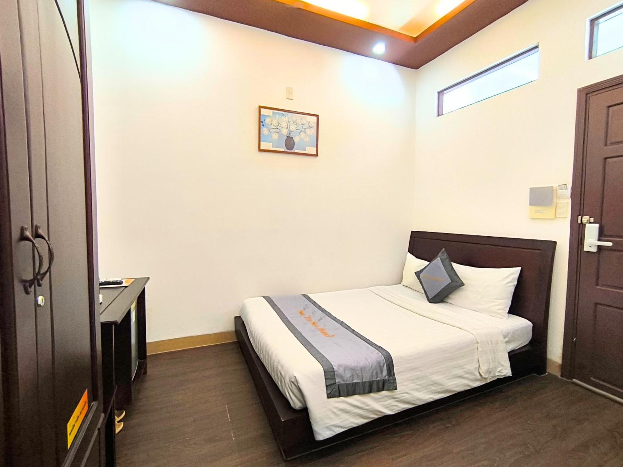 Sontra Sea Hotel Дананг Экстерьер фото